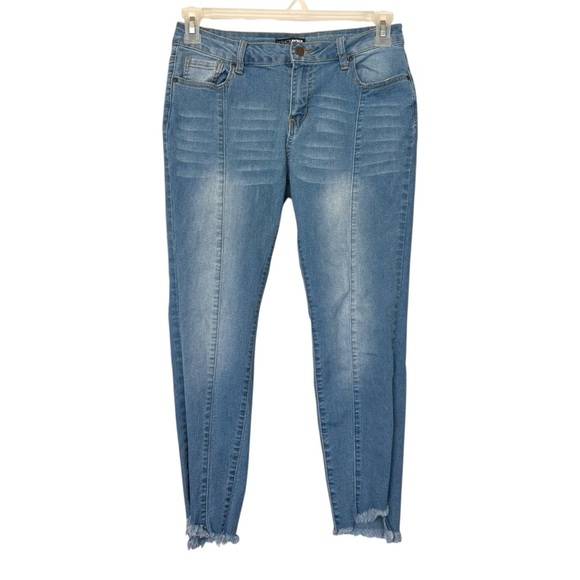 Fashion Nova Upgrade You Skinny Jeans - Picture 2 of 4